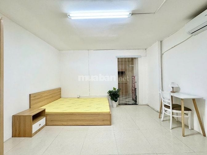 Phòng Studio siêu rộng, full nội thất - 71 Hồ Bá Kiện Quận 10