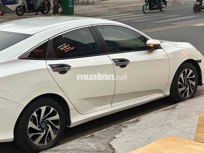 Honda Civic 2018 1.8 E - 65000 km