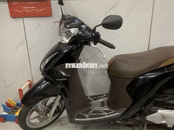 Vision 2020 đen smartkey 110cc 96%