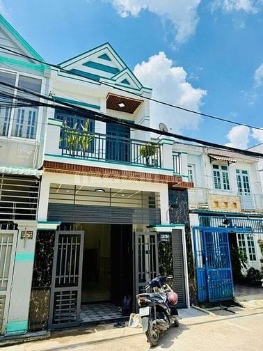 Cần Bán Nhà Tại Xã Bà Điểm- KDC 158 Đường Xe Tăng