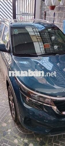 Kia Seltos 2023 1.4 Turbo Luxury - 32000 km