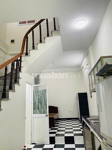 Cho thuê nhà Phố Bắc Cầu, Phường Ngọc Thuỵ Quận Long Biên