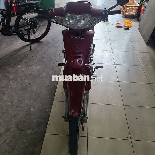 Xe đang đi, cần tiền bán