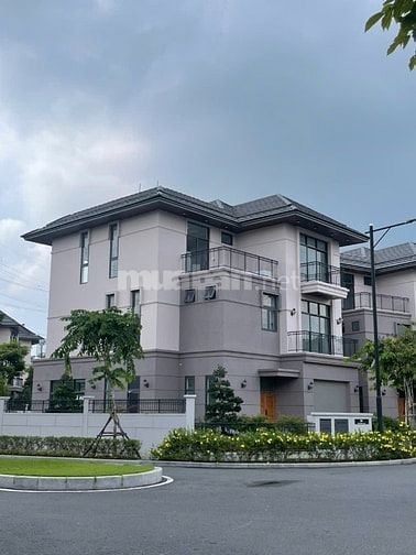 Cần bán biệt thự căn Góc 3 mặt tiền view sông,hồ bơi clubhouse giá tốt