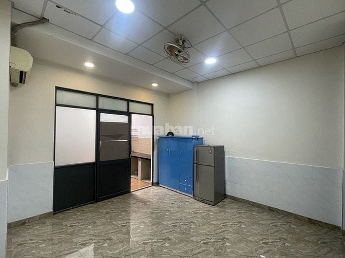 Phòng cho thuê rộng rãi, giá rẻ, diện tích 35m2-Phường 5, GV