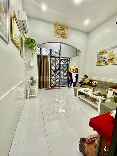  NHÀ GẦN ĐH GIAO THÔNG VẬN TẢI- HẺM XE TẢI THÔNG - 4X12 - GIÁ 3.65 TỶ