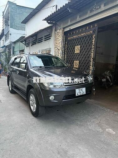 Toyota Fortuner 2012 - 160000 km