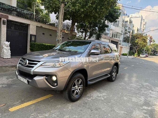 Toyota Fortuner 2019 2.4G 4x2 MT - 82000 km