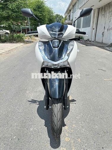 HONDA SHI 125 CBS
