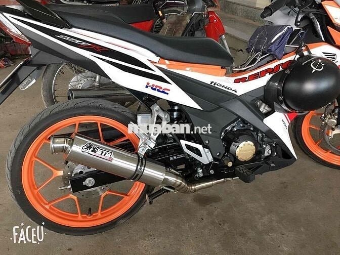 Cần bán xe chính chủ, xe nhập nguyên con.