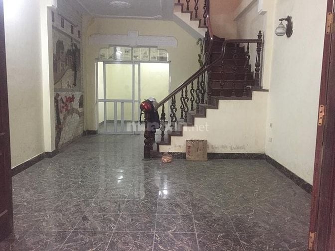 Nhà riêng ngõ phố kim ngưu gần trần khát chân dt60m2x4t giá 12,5tr
