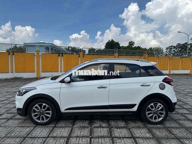 Hyundai i20 2015 Active 1.4 AT - 110000 km
