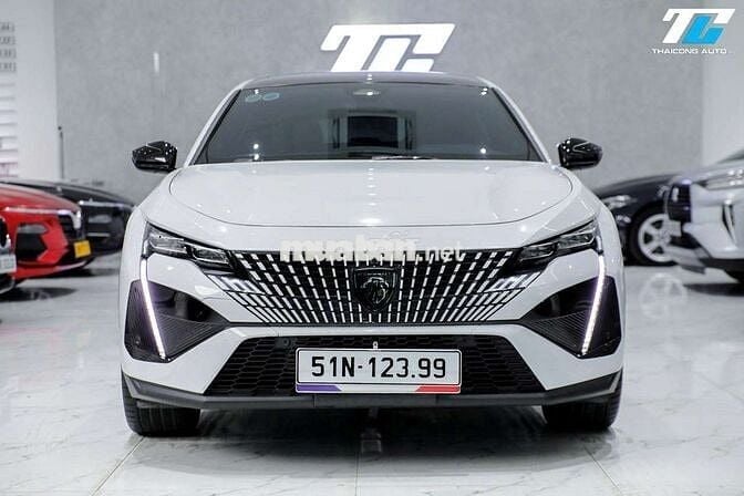 Peugeot 408 GT 2023 - 15000 km