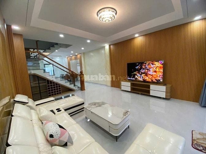 Chính chủ bán gấp nhà Quận 3 ngay Hai Bà Trưng chỉ 5.2 Tỷ SHR 