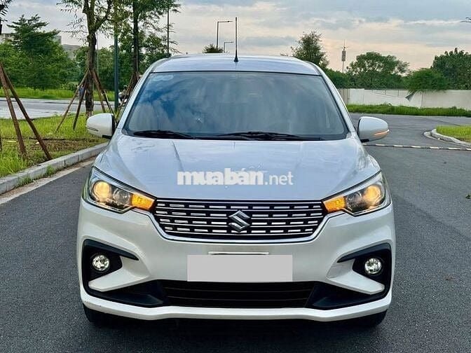 Suzuki Ertiga 1.5AT Sport 2021 màu trắng