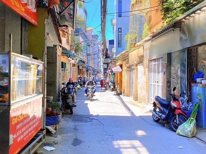  Bán nhà Hoàng Mai_35m2_lô góc_mặt tiền rộng_thang máy_30 ô tô_
