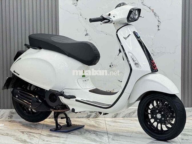vespa 2021 bstp 9chủ nguyên zin nợ xấu trả 50% ạ