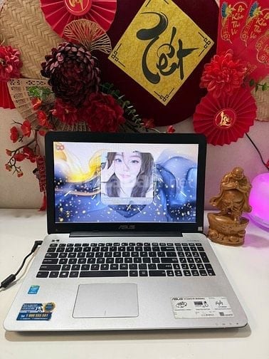 Laptop AsusTek X555LAB văn phòng,học tập thoải mái giá cực rẻ!