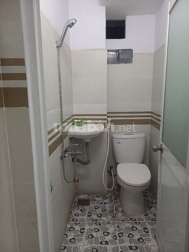 Nhà bán mặt tiền ngay chợ khuôn Việt, giá 5ty95, gần trường học và ện,