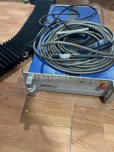 Làm máy dư 1 con nguồn Fiber 1,5kw Hiệu Max