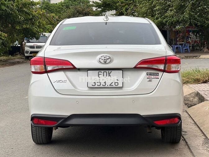 Toyota Vios 2023 E CVT 27000 km như mới đập thùng