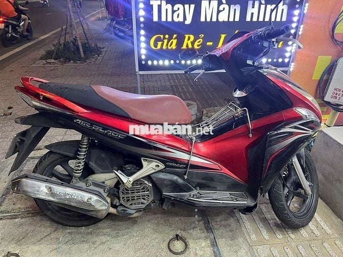 Để lại em Airblade 2011 hình thật như ở ngoài