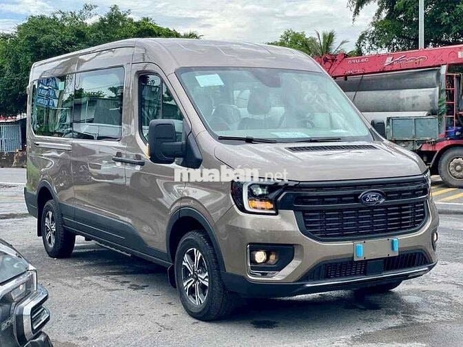 Ford Transit 2025 - 200 km
