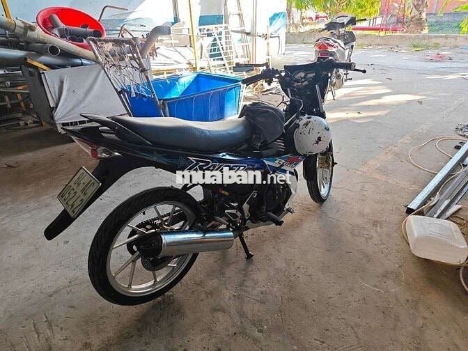 SUZUKI RAIDER 150