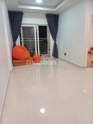 Cho thue căn hộ 2pn 2wc kinh dương vuong