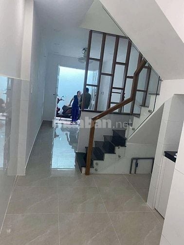 BÁN NHÀ HẺM HẬU GIANG. NHÀ TỈNH LỘ 10