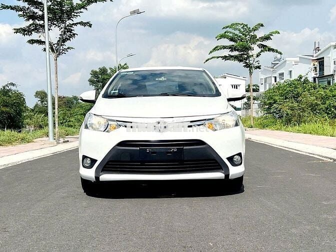 Toyota Vios 2016 1.5E CVT - Trắng đẹp