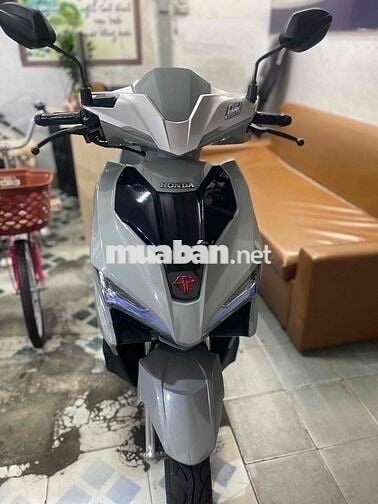 cửa hàng cần bán