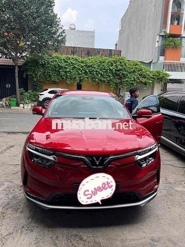 VinFast VF8 SDI Đỏ 2023 Eco - 49000 km