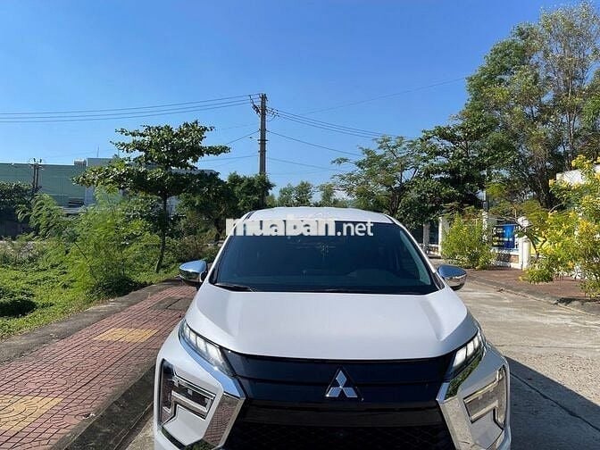 Mitsubishi Xpander 2024 Premium 1.5 AT - 52000 km
