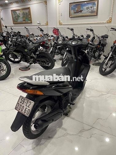bán honda click máy móc ngon ,giấy tờ đầy đủ