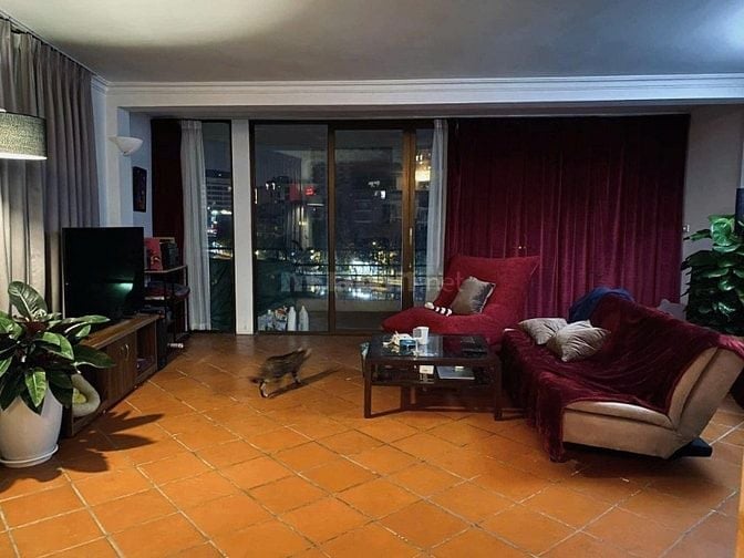 Cho thuê căn hộ 110m2, số 180 Trấn Vũ, phường Trúc Bạch, Ba Đình