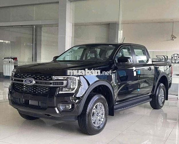 Bán tải đa dụng đáng tiền nhất năm - Ranger XLS
