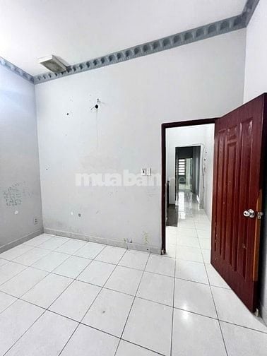 Bán nhà mặt tiền kd buôn bán ngay chung cư picity tx 13