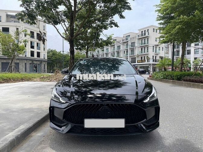 MG5 sx 2023 bản luxury màu đen