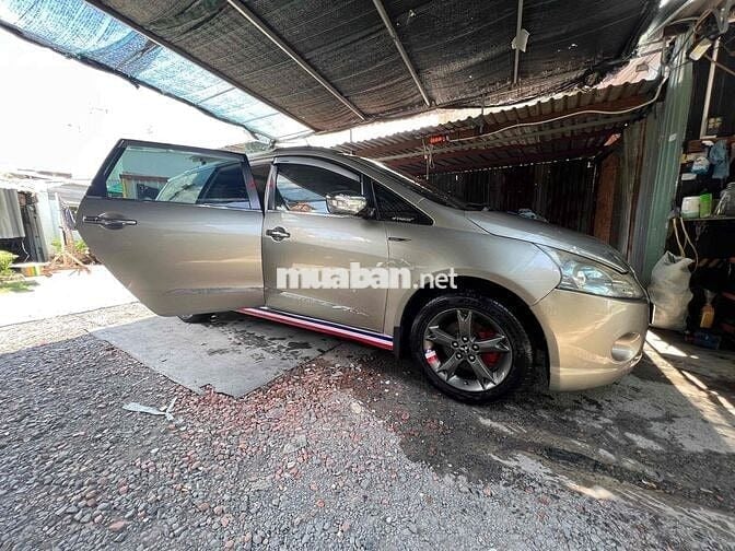 Mitsubishi Grandis 2008 2.4 AT fom moi - 123456 km