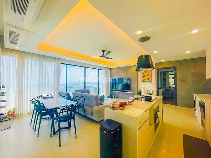 Bán Căn hộ tại Diamond Island tầng cao view sông gồm 3 phòng ngủ 120m2