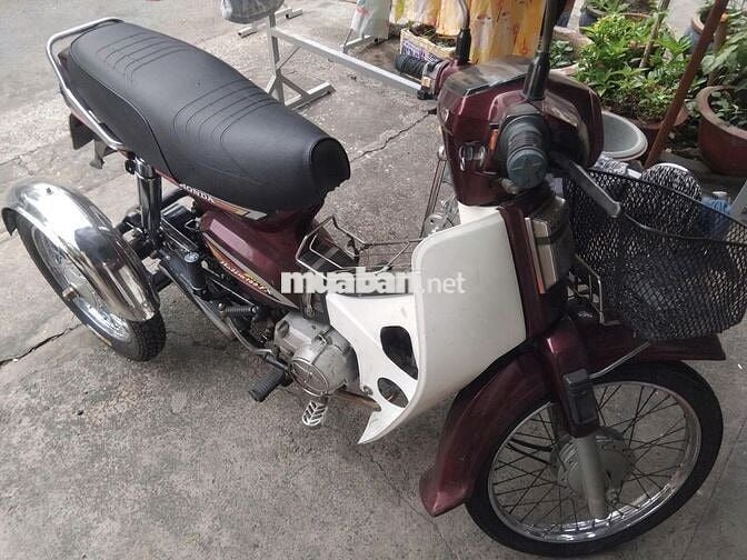 Xe ba bánh có số lùi làm Kiến Tường