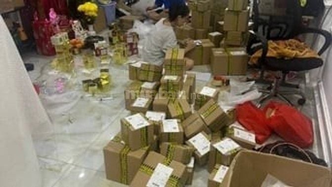 TUYỂN 6 CÔNG NHÂN ĐÓNG HÀNG CHÍNH THỨC HOẶC THỜI VỤ LÂU DÀI 