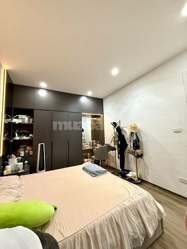 Bán nhà lô góc Mỹ Đình 45m*5 tầng, nhà dân xây nt đẹp, bán gấp, 8,9 tỷ