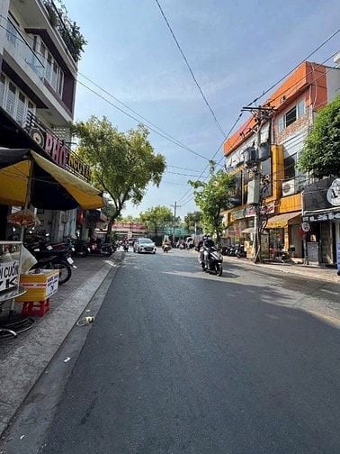 Bán nhà mặt tiền Bàu Cát 2, P.14, Q.Tân Bình, 4x14m, 4 lầu
