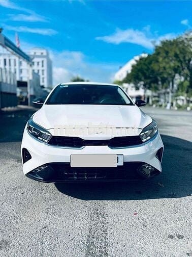 Kia K3 2022 1.6 MT - 100 km