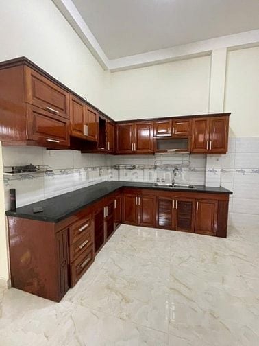 Cho thuê gấp nhà đẹp 8x16m – 4 phòng ngủ, mỗi phòng có WC riêng