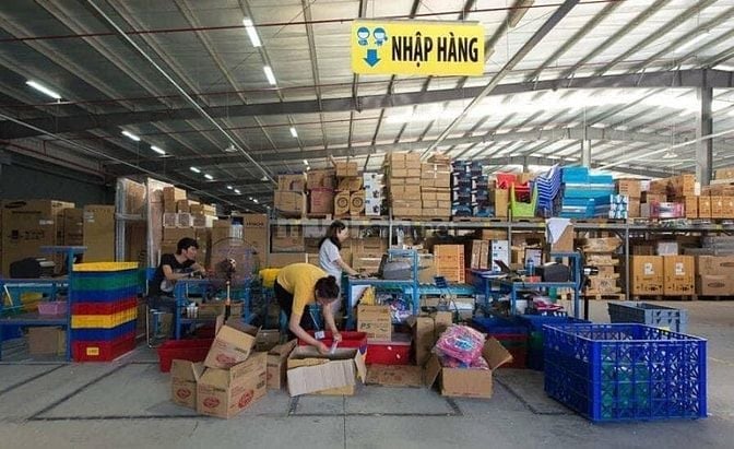 Cần Tuyển Gấp 10 Nhân viên Hỗ Trợ Kho Hóa Mỹ Phẩm