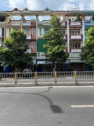 Bán nhà Mặt tiền Tạ Quang Bửu P5Q8