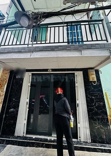 Cho thuê nhà mới xây hẻm 79 bến Phú Định 5 triệu
